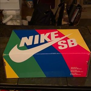 Nike sb dunks low pro qs